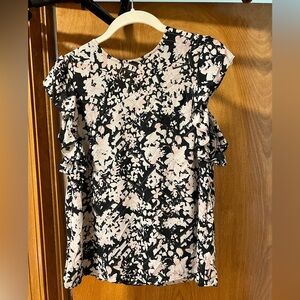 NWOT. Express flutter sleeve blouse. Sz S